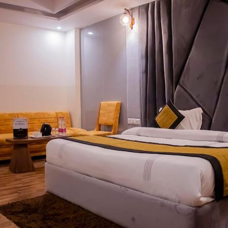 Hotel Airport City Нью-Дели Экстерьер фото