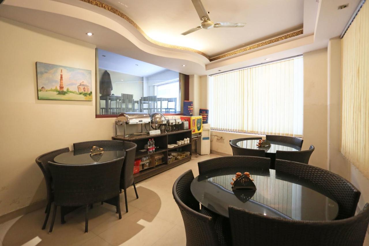 Hotel Airport City Нью-Дели Экстерьер фото