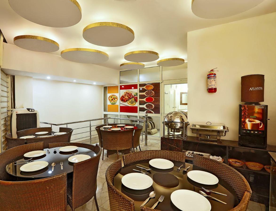 Hotel Airport City Нью-Дели Экстерьер фото