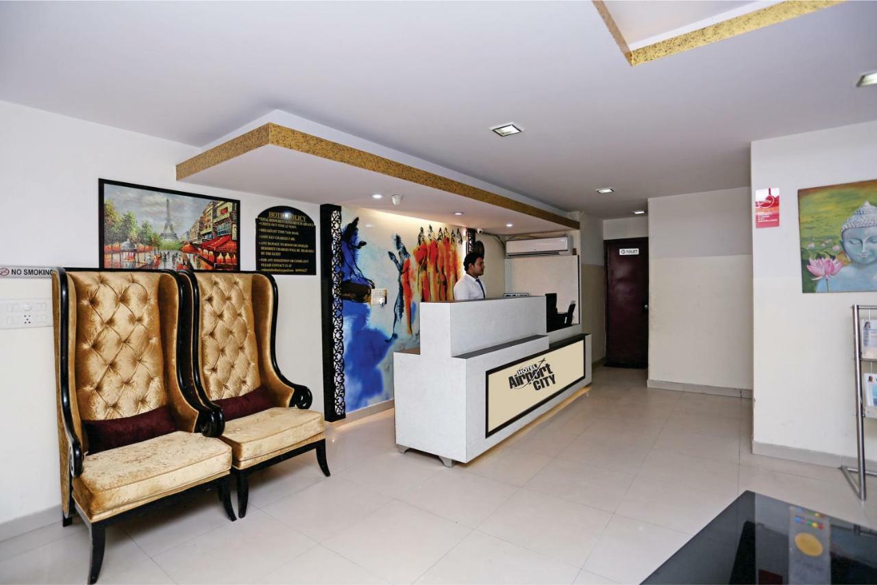 Hotel Airport City Нью-Дели Экстерьер фото
